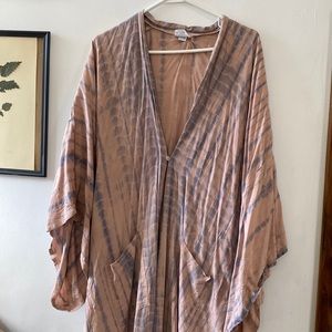 Kimono style linen robe shibori